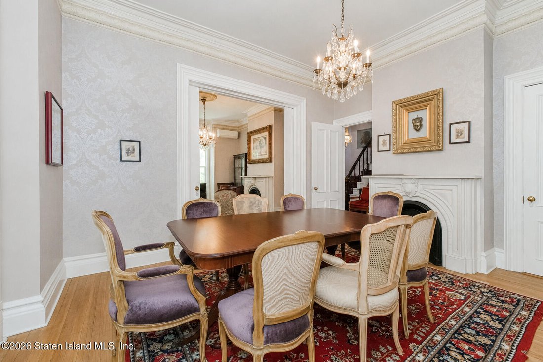 House in New York, New York, United States 5 - 18215465
