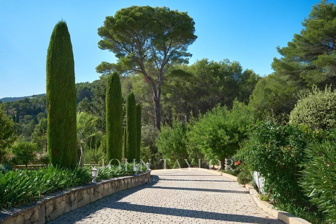 House in Cabris, Provence-Alpes-Côte d'Azur, France 1 - 13473970