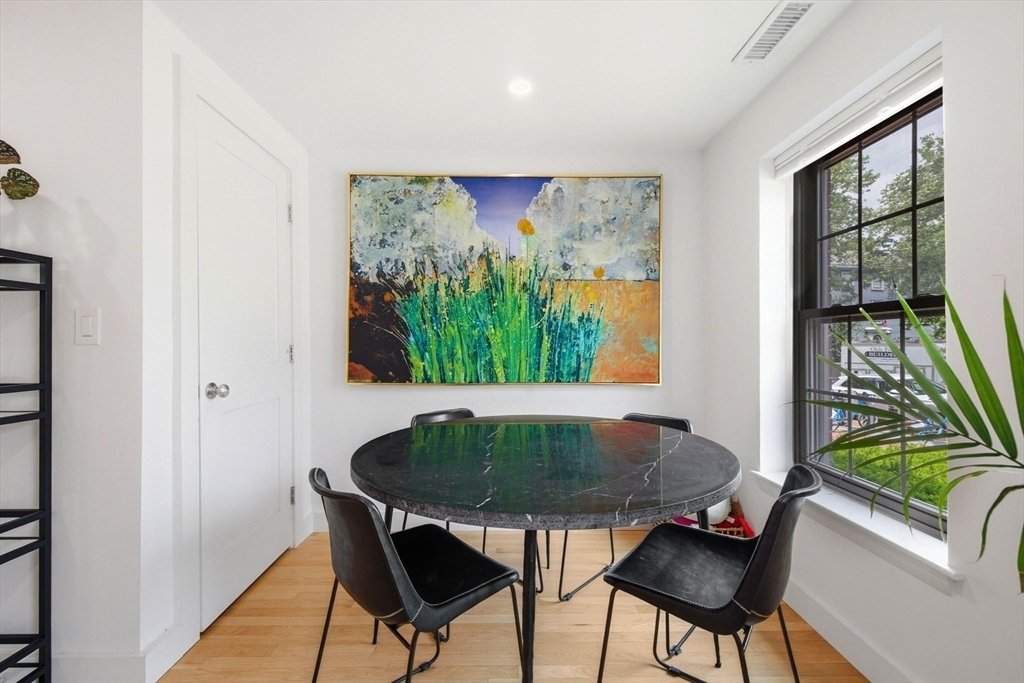 Condo in Boston, Massachusetts, United States 4 - 18217485
