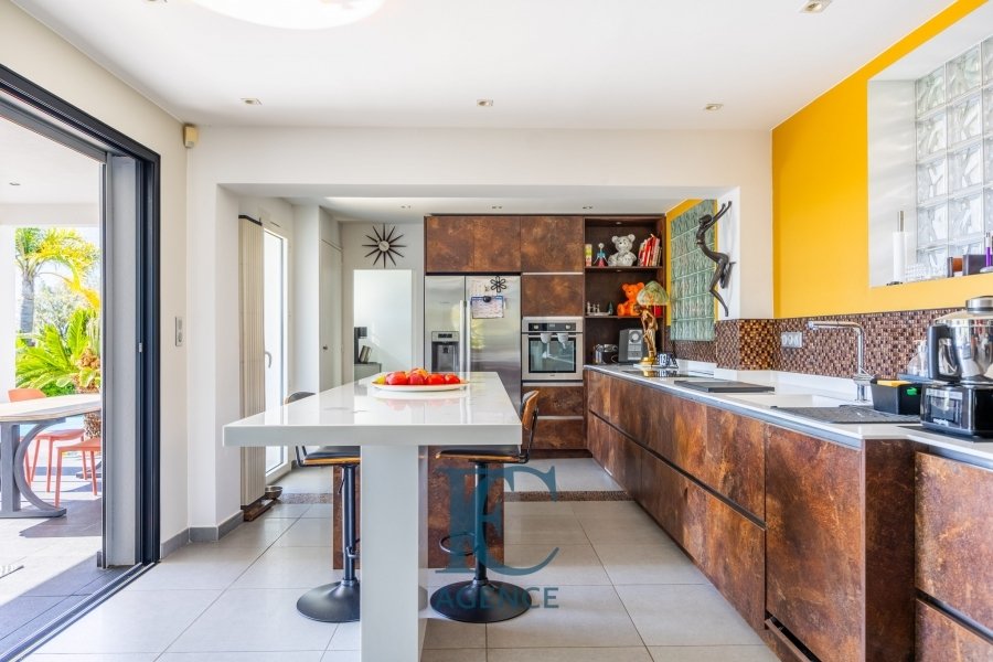 House in Sanary-sur-Mer, Provence-Alpes-Côte d'Azur, France 4 - 18216975