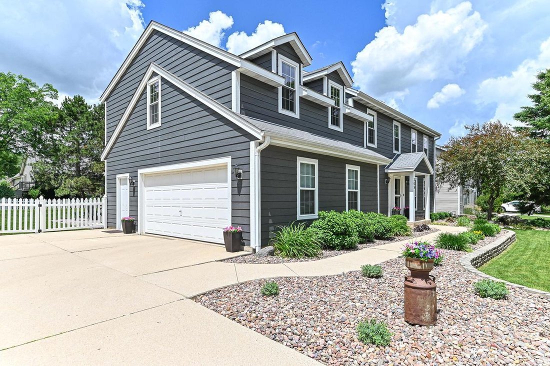 House in Spring Prairie, Wisconsin, United States 4 - 18215480
