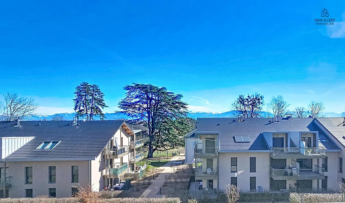 Apartment in Divonne-les-Bains, Auvergne-Rhône-Alpes, France 2 - 18217676