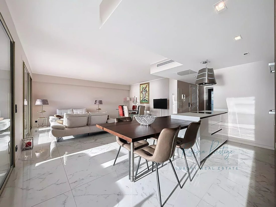 Apartment in Cannes, Provence-Alpes-Côte d'Azur, France 5 - 14996232