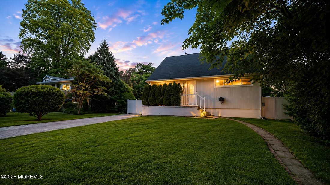House in Oakhurst, New Jersey, United States 2 - 18215256
