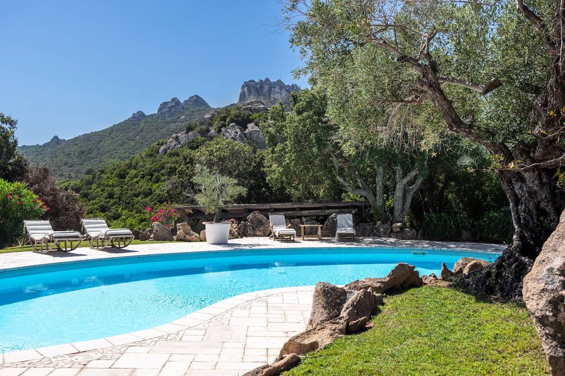Maison à Arzachena, Sardaigne, Italie 1 - 17914689