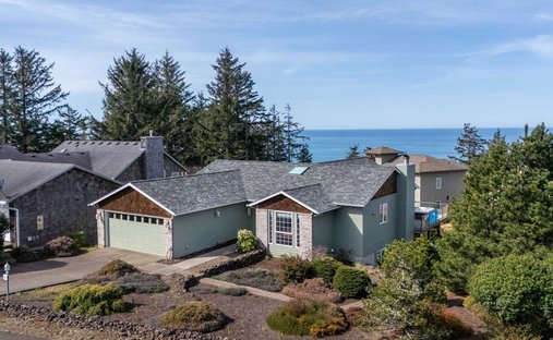 House in Tillamook, Oregon, United States 1