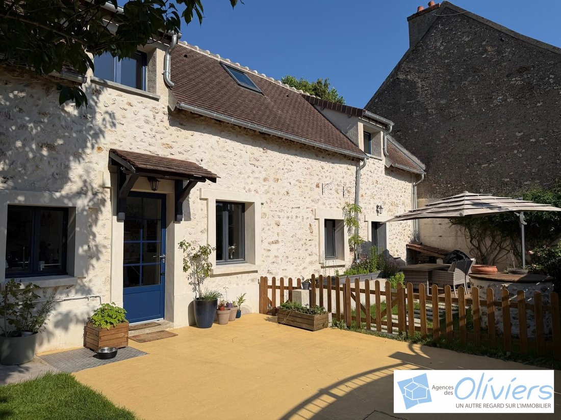 House in Montigny-le-Bretonneux, Ile-de-France, France 4 - 18206910