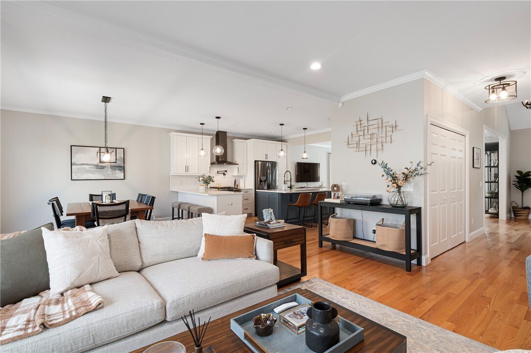 Condo in Cumberland, Rhode Island, United States 5 - 18216155