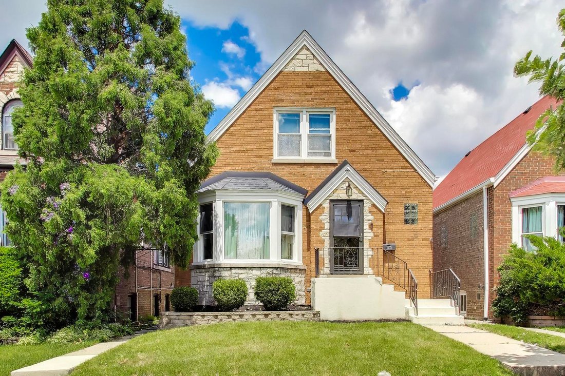 House in Chicago, Illinois, United States 1 - 18216423