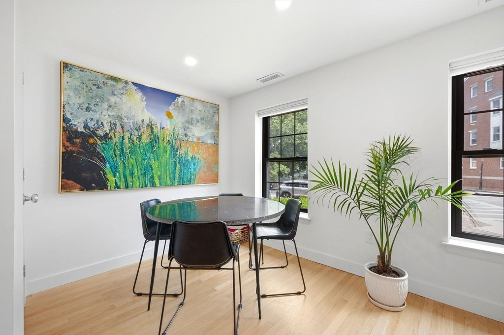 Condo in Boston, Massachusetts, United States 3 - 18217485
