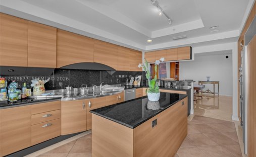 Condominio en Aventura, Florida, Estados Unidos 1