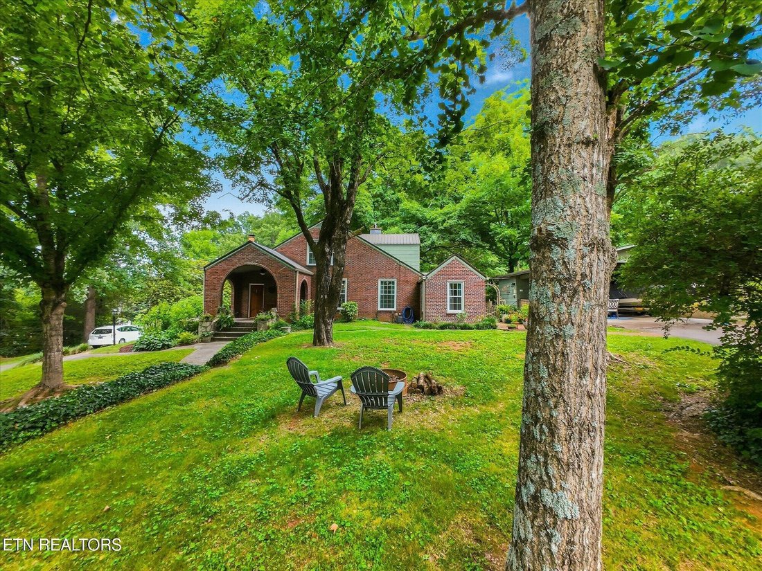 House in Athens, Tennessee, United States 3 - 18216330