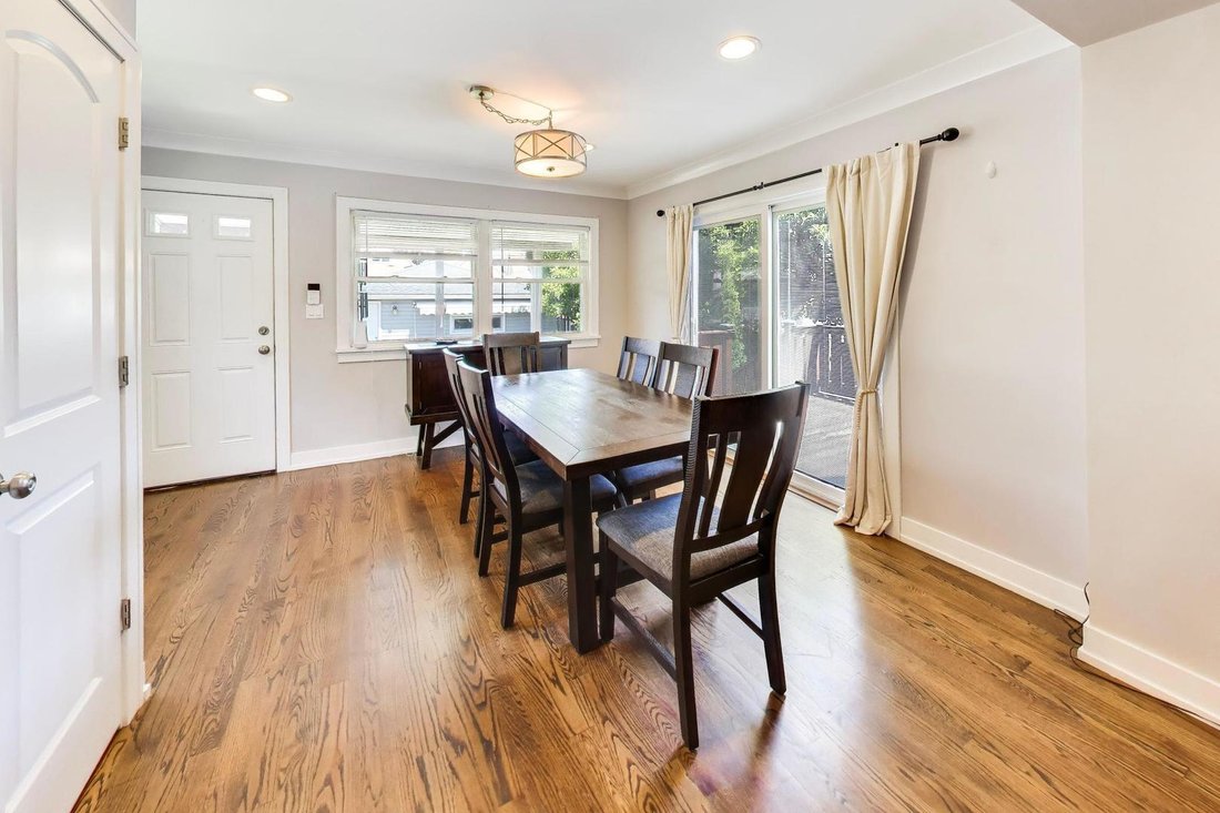 House in Chicago, Illinois, United States 5 - 18216423