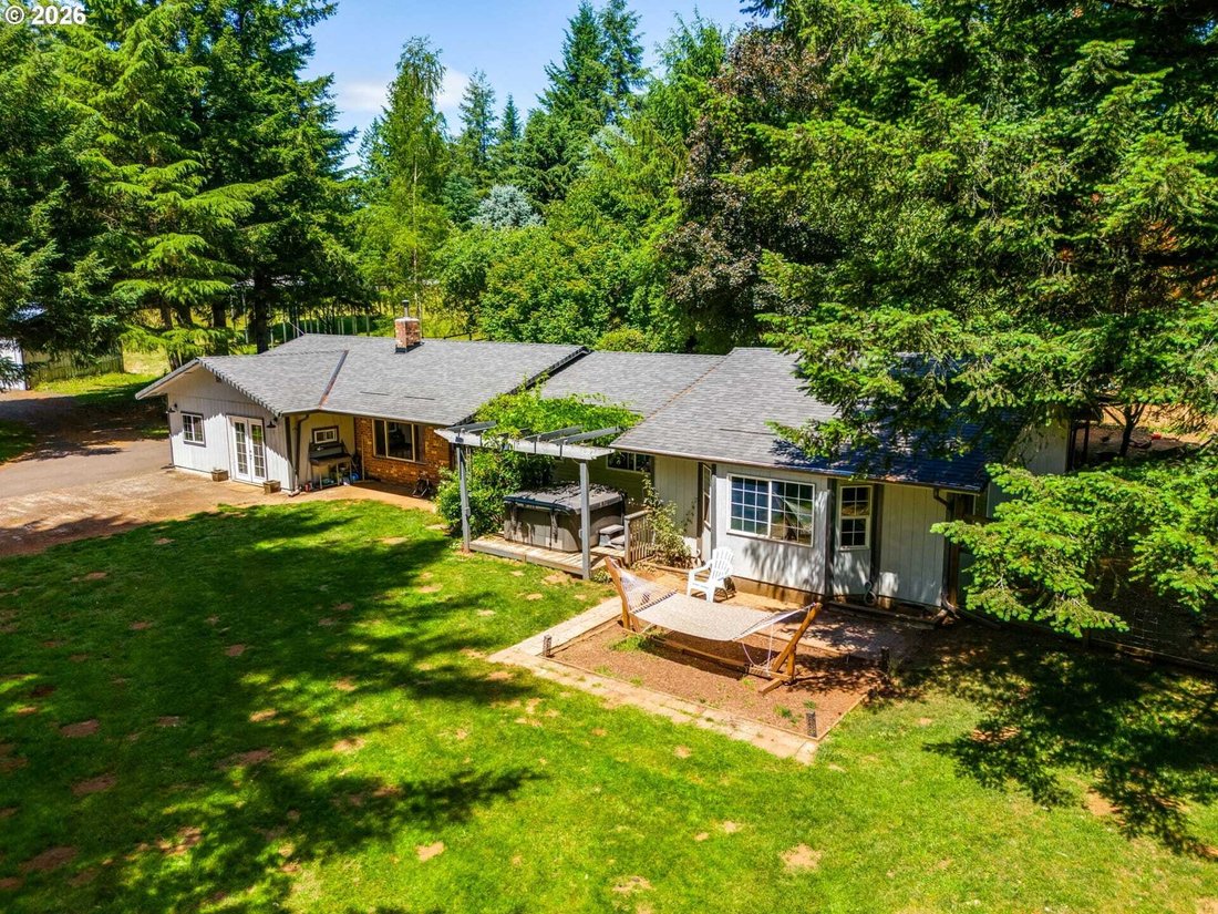 House in Washougal, Washington, United States 5 - 18215472