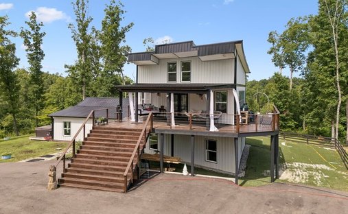 House in Hohenwald, Tennessee, United States 1