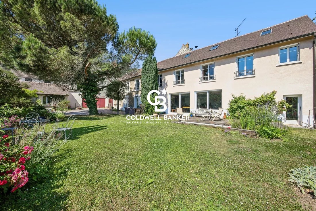 House in Sud, Chambourcy, France 4 - 14256473