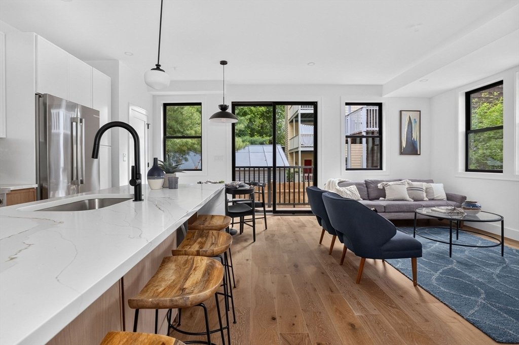 House in Somerville, Massachusetts, United States 1 - 18215873
