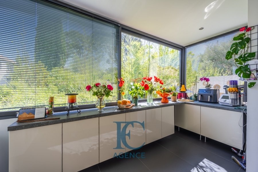 Appartamento a Sanary-sur-Mer, Provenza-Alpi-Costa Azzurra, Francia 4 - 18217028
