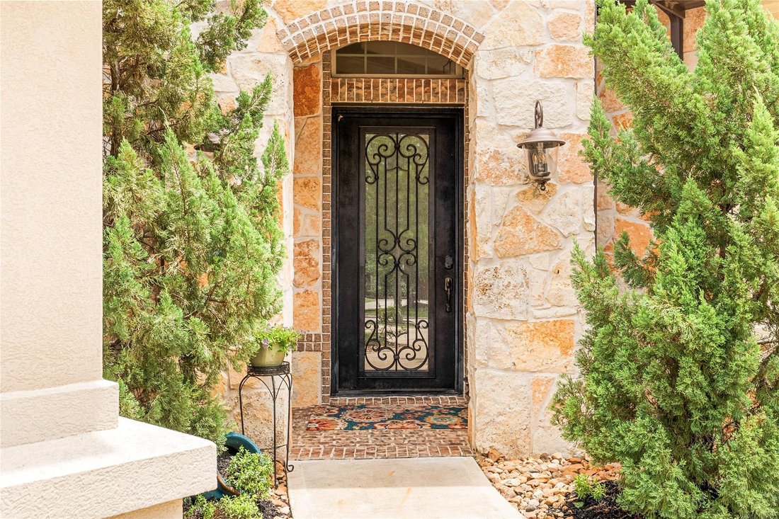 House in Pinehurst, Texas, United States 5 - 18216743