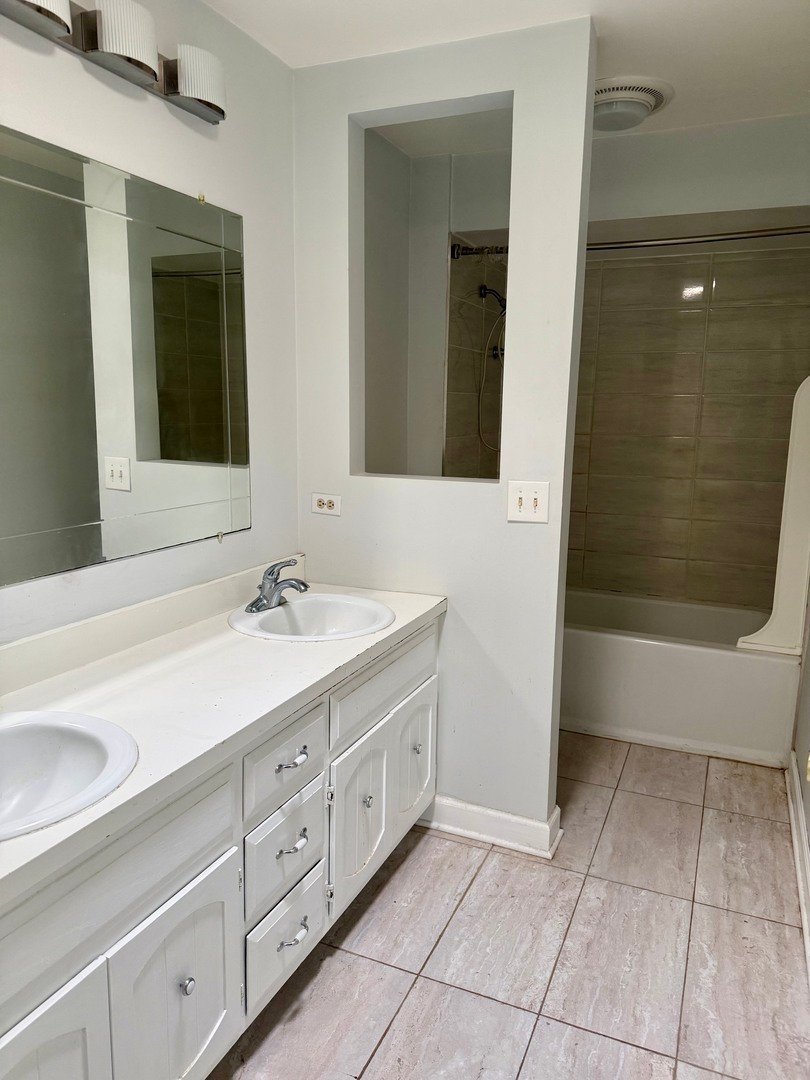 House in Wheaton, Illinois, United States 5 - 18216473