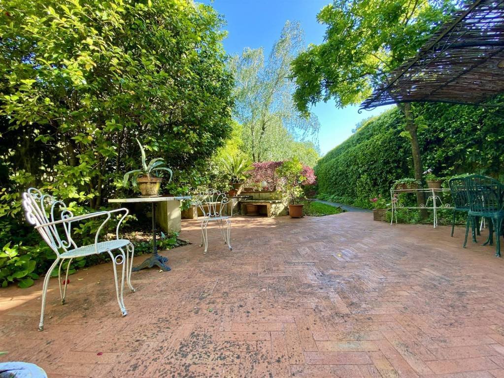 Villa in Historic Center, Lucca, Tuscany 3 - 18219093