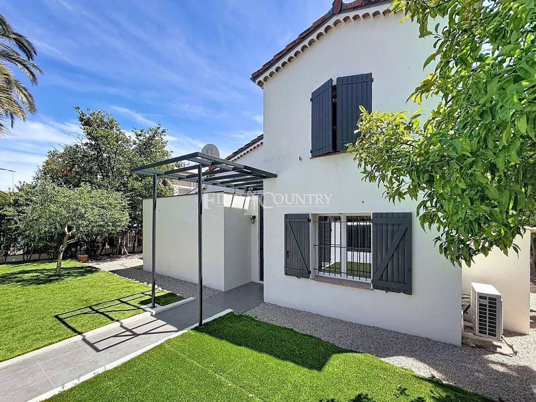 Villa in Cannes, Provence-Alpes-Côte d'Azur, France 3 - 18219017