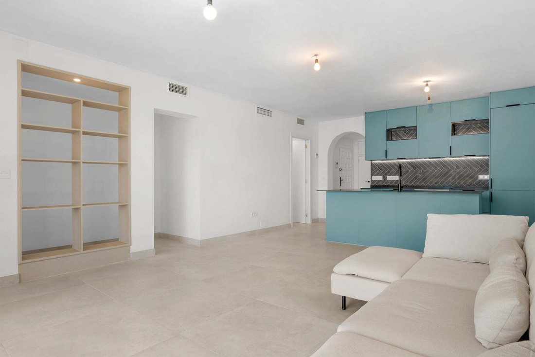 Apartment in Puerto Banus, Marbella, Spain 4 - 18219203