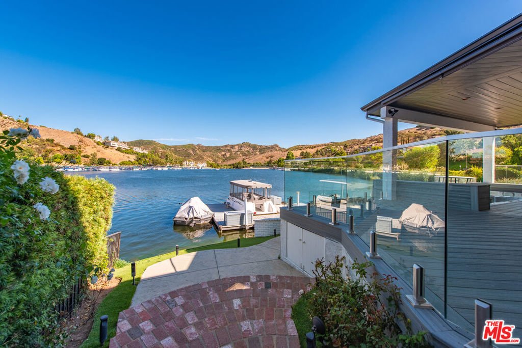 House in Thousand Oaks, California, United States 1 - 18219481