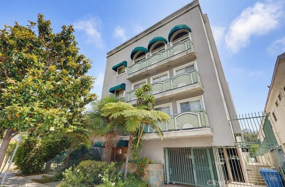 Condo in Los Angeles, California, United States 1 - 18219488