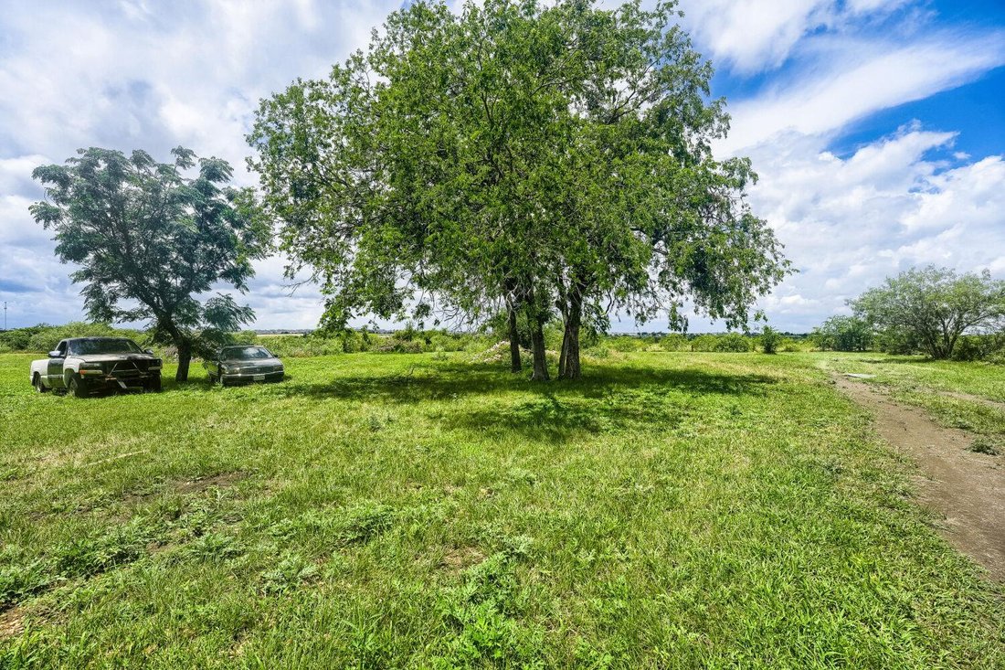 House in Coupland, Texas, United States 5 - 18219340