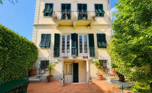 Villa in Historic Center, Lucca, Tuscany 1