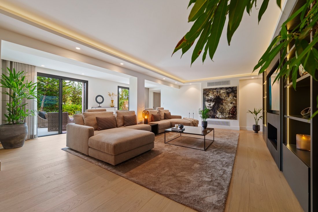 Villa in Nueva Andalucia, Marbella, Spain 3 - 18219719