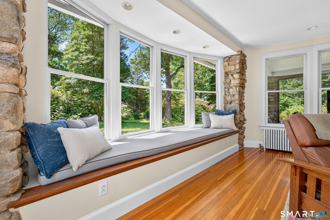 House in Groton, Connecticut, United States 2 - 18219451