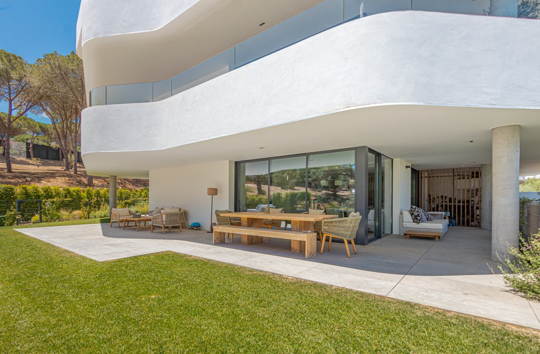 Apartment in Sotogrande, San Roque, Andalusia 2 - 18219161