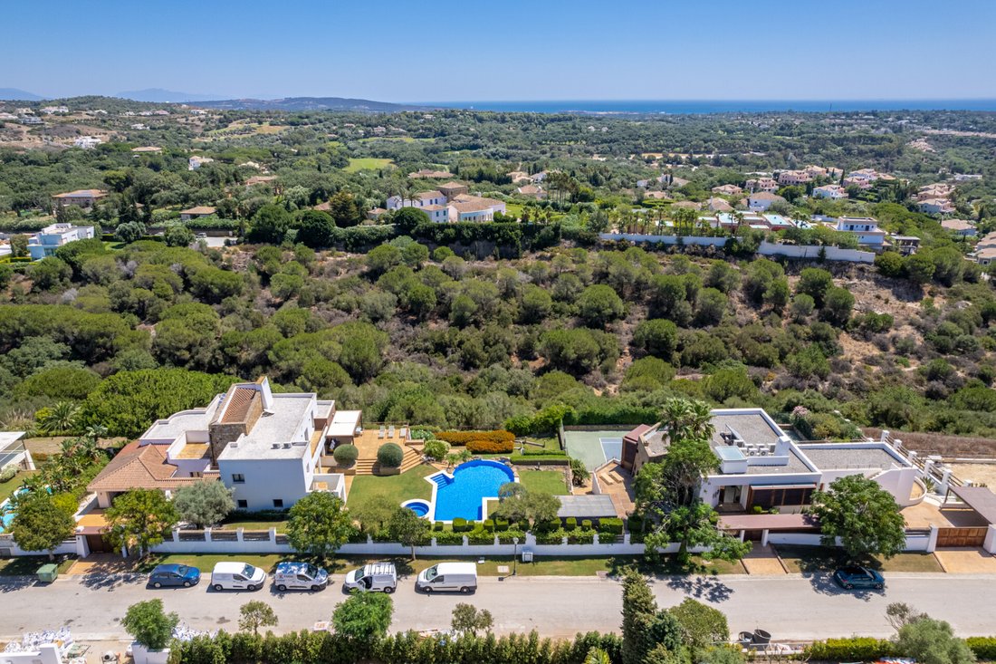 Villa in Sotogrande, San Roque, Andalusia 2 - 18219112