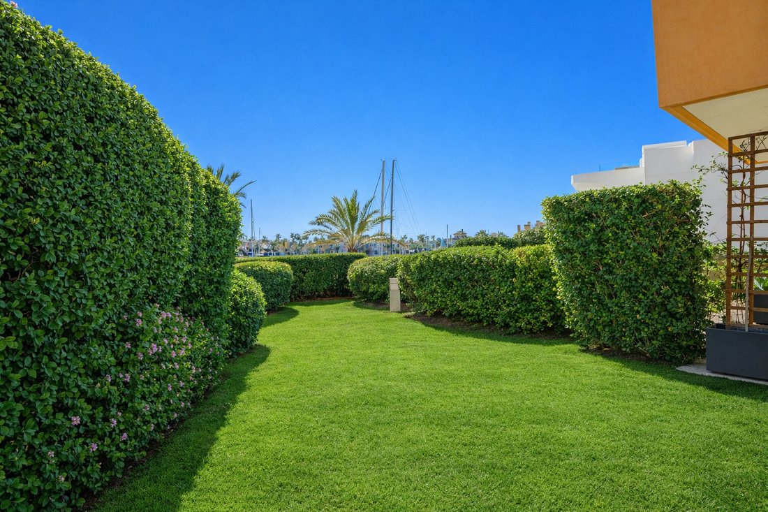 Apartment in Sotogrande, San Roque, Andalusia 5 - 18219032