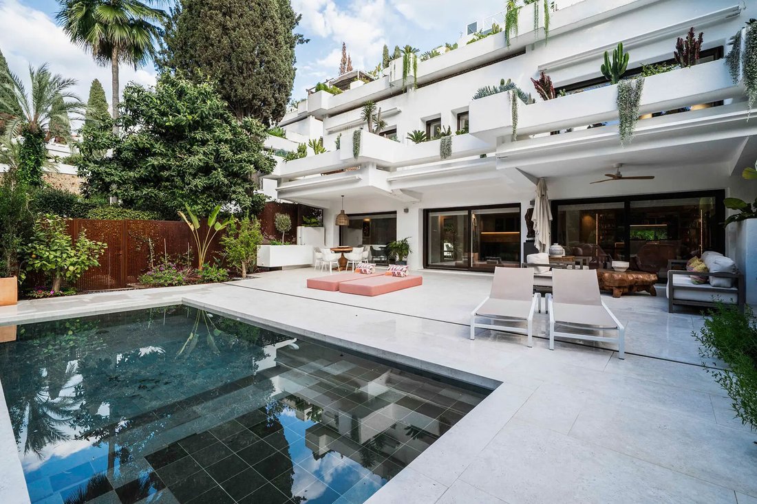 Apartment in Marbella, Andalusia, Spain 1 - 18219891
