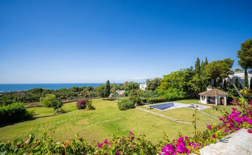Land in Golden Mile, Andalusia, Spain 1