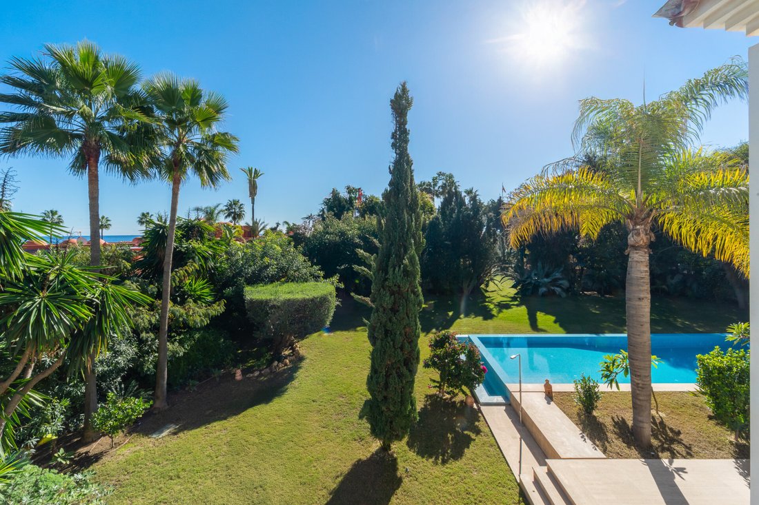Villa in Estepona, Andalusia, Spain 3 - 18219747