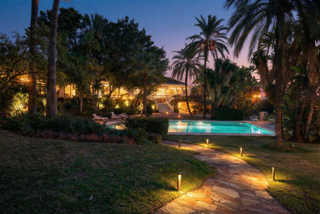 Villa in Rio Real, Marbella, Andalusia 4 - 18219738
