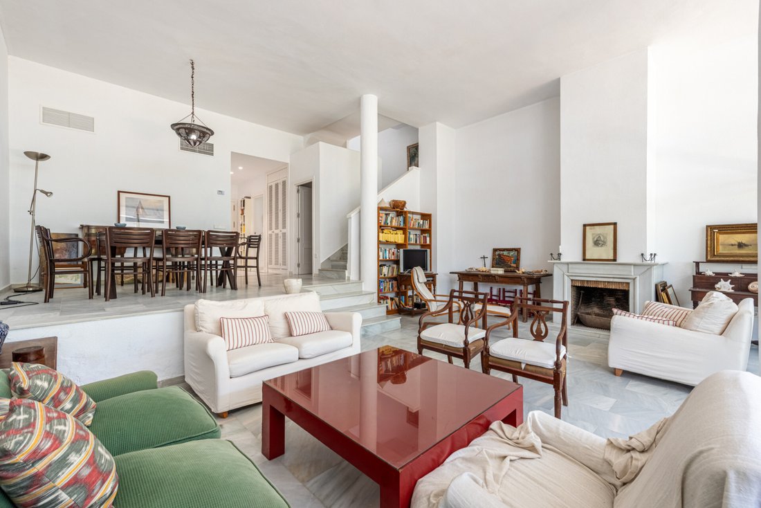 Townhouse in Sotogrande, San Roque, Andalusia 3 - 18219295