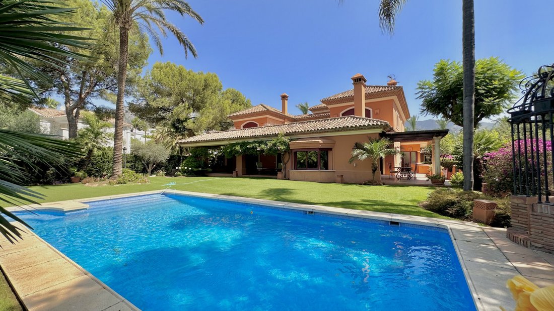 Villa in Sierra Blanca, Marbella, Spain 1 - 18219495