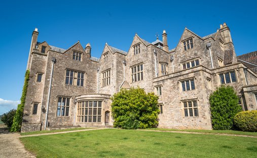 Country House in Barrow Gurney, England 1