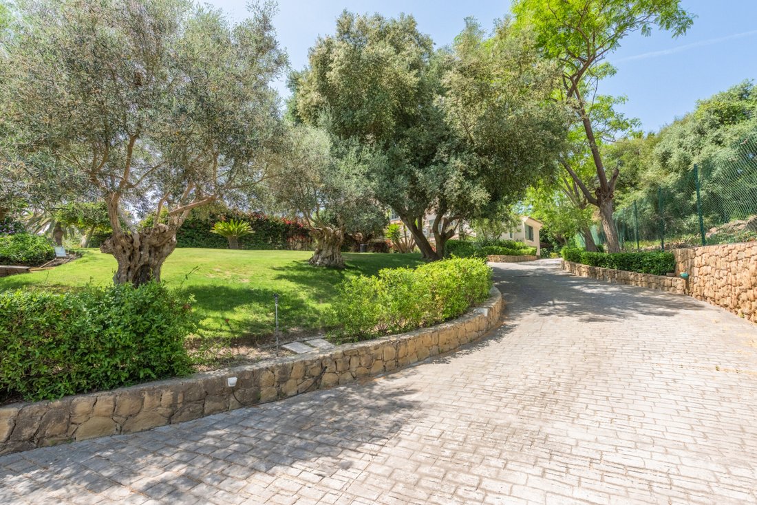 Villa in Sotogrande, San Roque, Andalusia 1 - 18219083