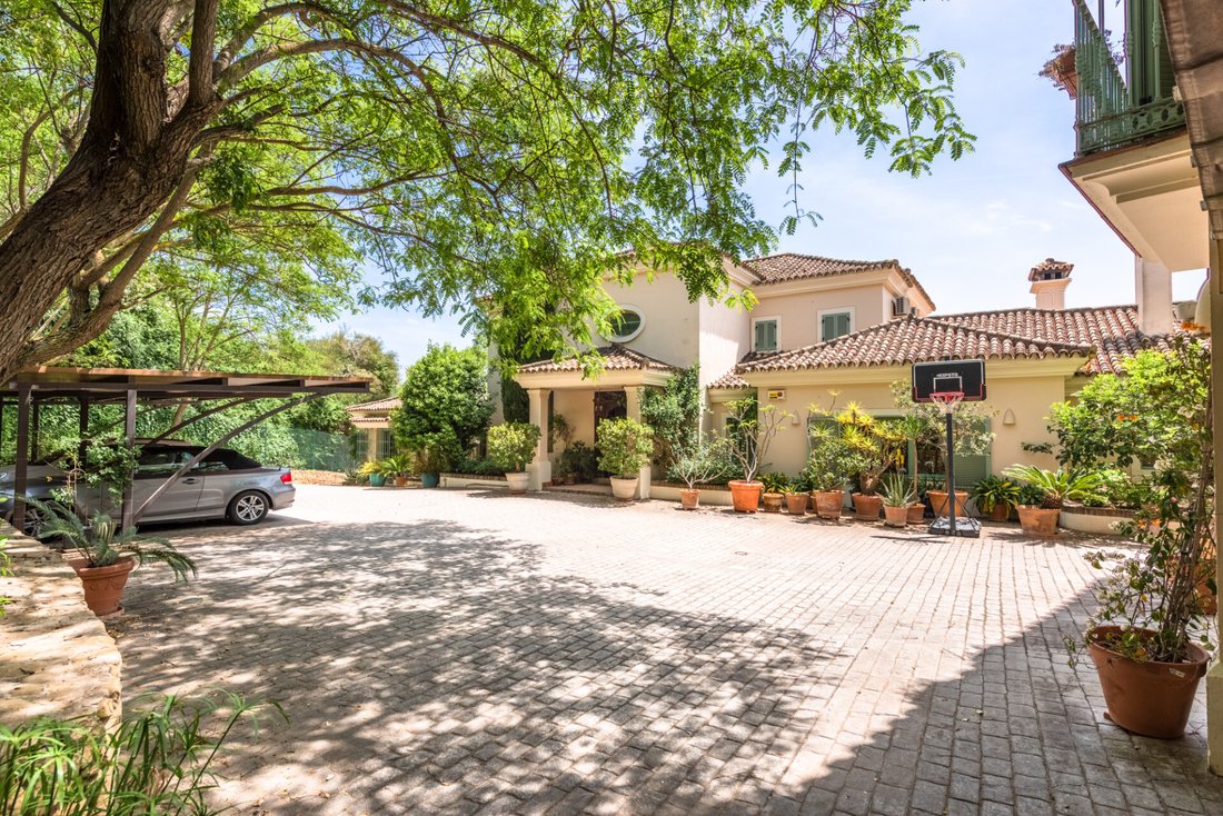 Villa in Sotogrande, San Roque, Andalusia 3 - 18219083