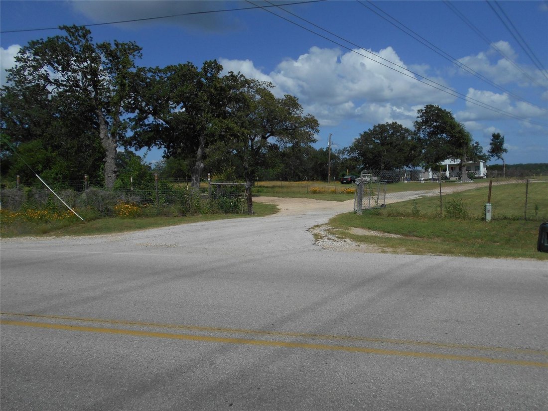 Coupland, Texas, United States 2 - 18219346