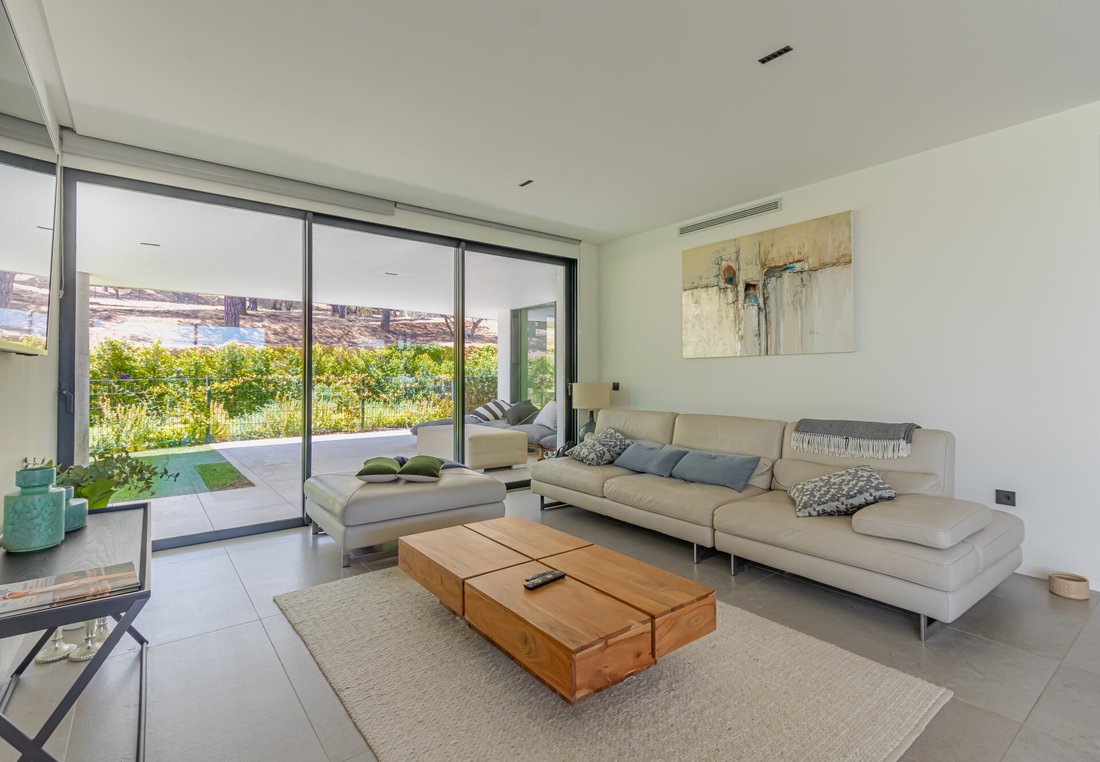 Apartment in Sotogrande, San Roque, Andalusia 3 - 18219161