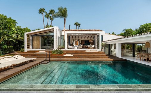 Villa in Puerto Banus, Marbella, Spain 1