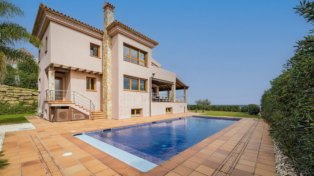 Villa in La Alcaidesa, San Roque, Andalusia 5 - 18219267