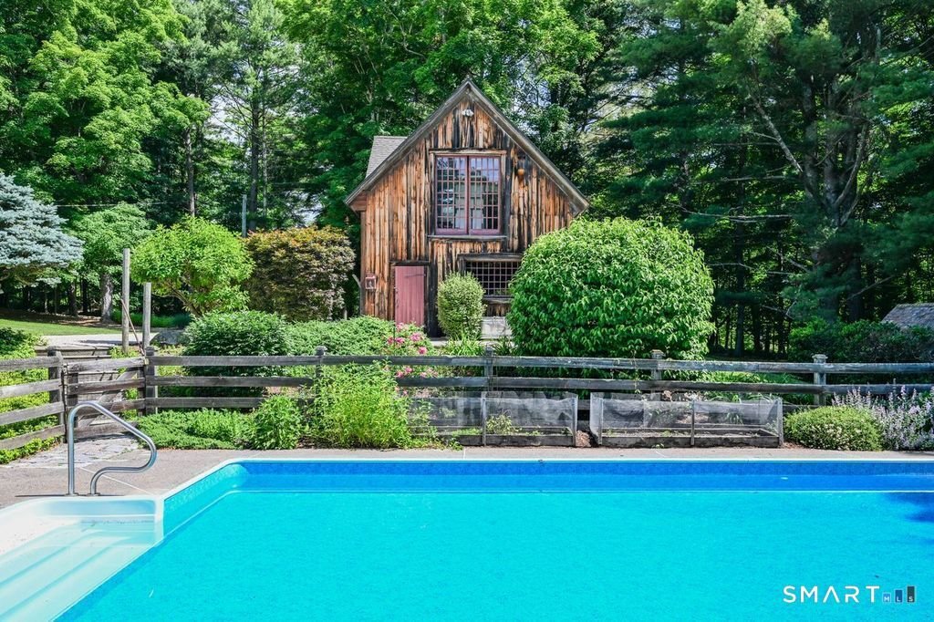 House in Woodbury, Connecticut, United States 2 - 18219449